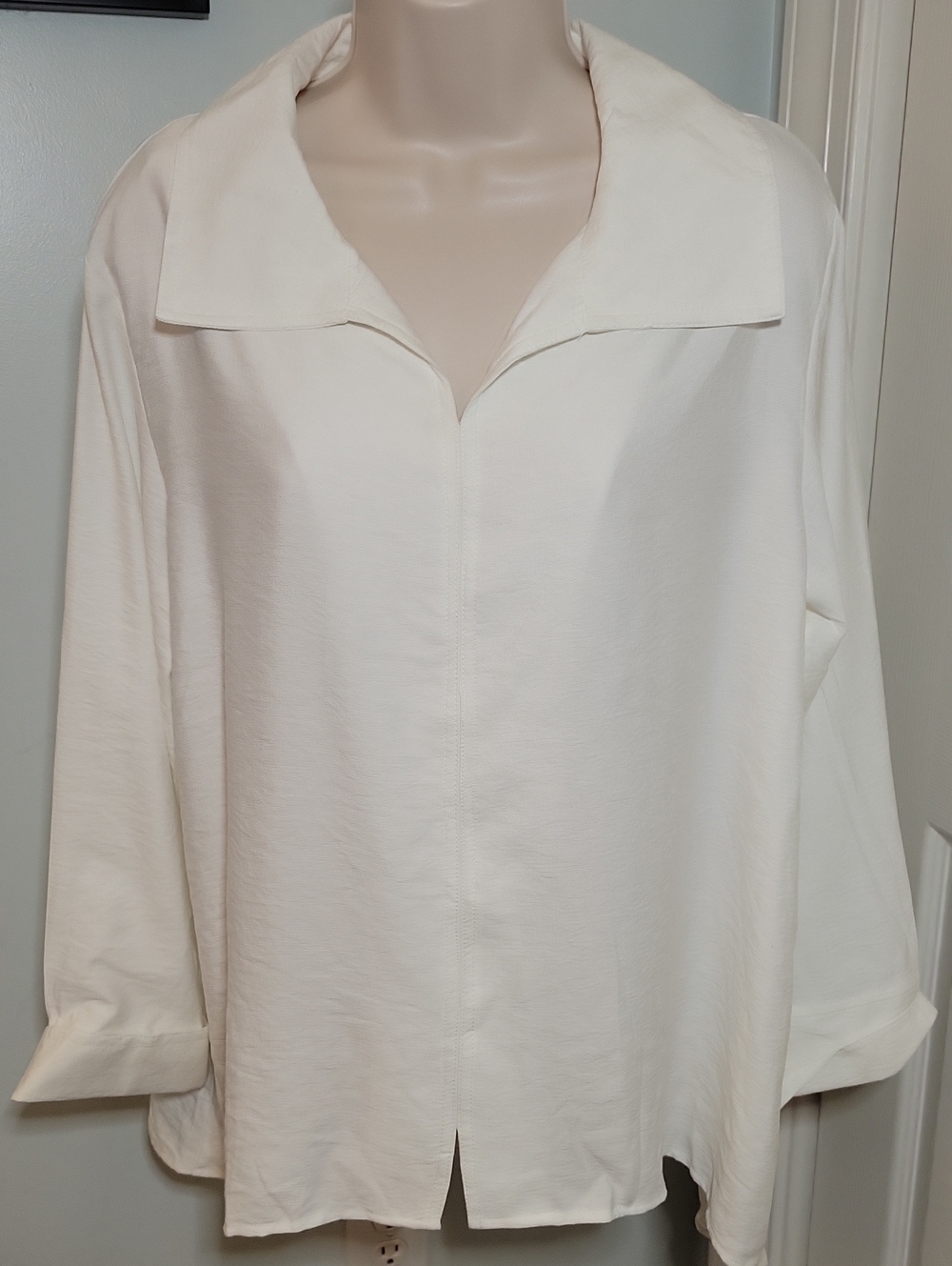 Peck & Peck Off-White Collared Long Sleeve Relaxed Tunic Blouse NWT Size Large